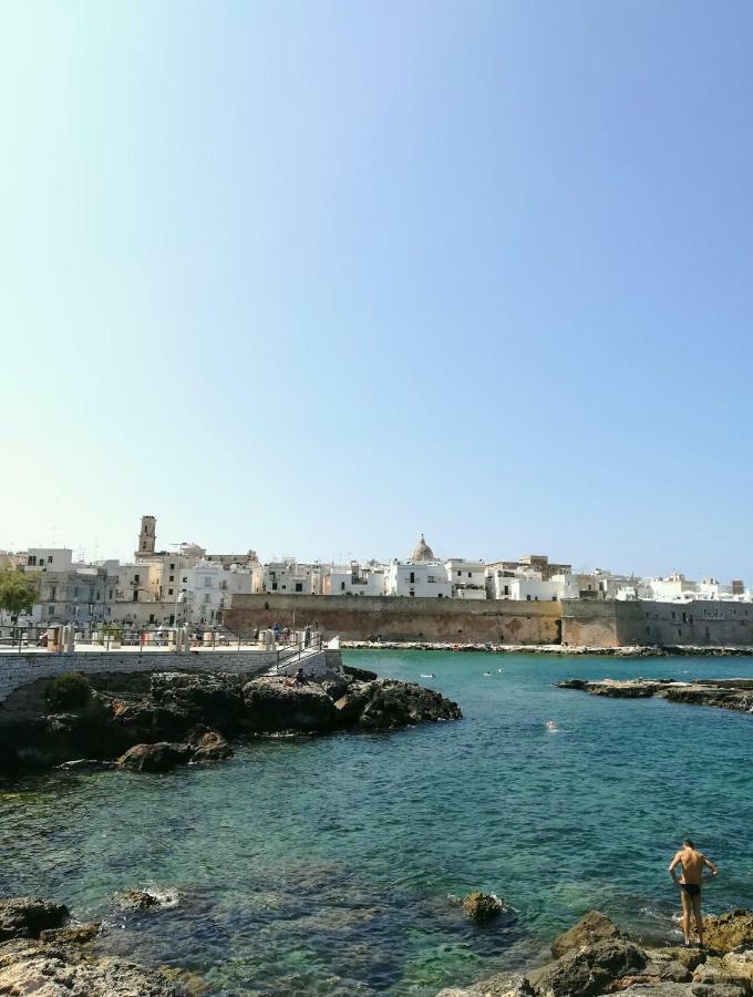 La Casetta Vico San Leonardo Apartment Monopoli Exterior photo